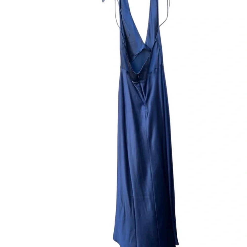 New Reformation Daniela Silk Dress - Picture 4 of 5